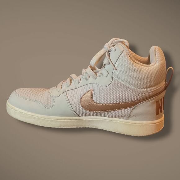 Wmn's 10 NIKE COURT BOROUGH Mid Premium Light Bone Ivory Sneakers 844907-003 EUC - Picture 7 of 12